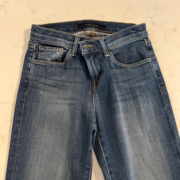 J Brand Betty Jean in Disclosure wash SZ 24 - Picture 5 of 6